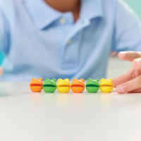 Ігровий набір для навчання рахунку "Веселі жаби Numberblobs" Learning Resources HM94490-UK 120 жабок