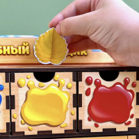 Дерев'яна настільна гра "Кольори" Ubumblebees (ПСД071) PSD071 сортер-комодик