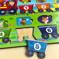 Дерев'яний пазл-вкладиш "Геометричні фігури" Ubumblebees (ПСД048) PSD048 сортер-паровоз 