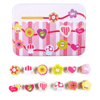 Дерев'яна іграшка Шнурівка Bambi MD 2334 в металевому пеналі