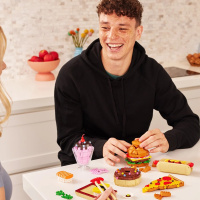 Конструктор в капсулі MAX S1 – СМАКОЛИКИ (в асорт., в диспл.)