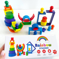 Дерев'яна іграшка "Райдуга-балансир" C15025, 27 різнокольорових фігур