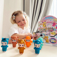 Колекційна фігурка - МАЛЮКИ В КОСТЮМЧИКАХ (14 шт., в диспл.)