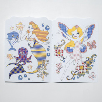 Водна розмальовка "Принцеси" 10171025, 8 сторінок, 22 наліпки